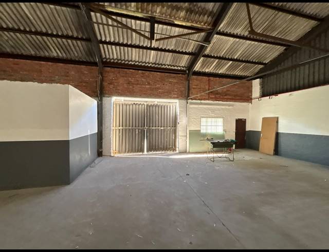 428M² WAREHOUSE TO LET IN EPPING INDUSTRIAL
